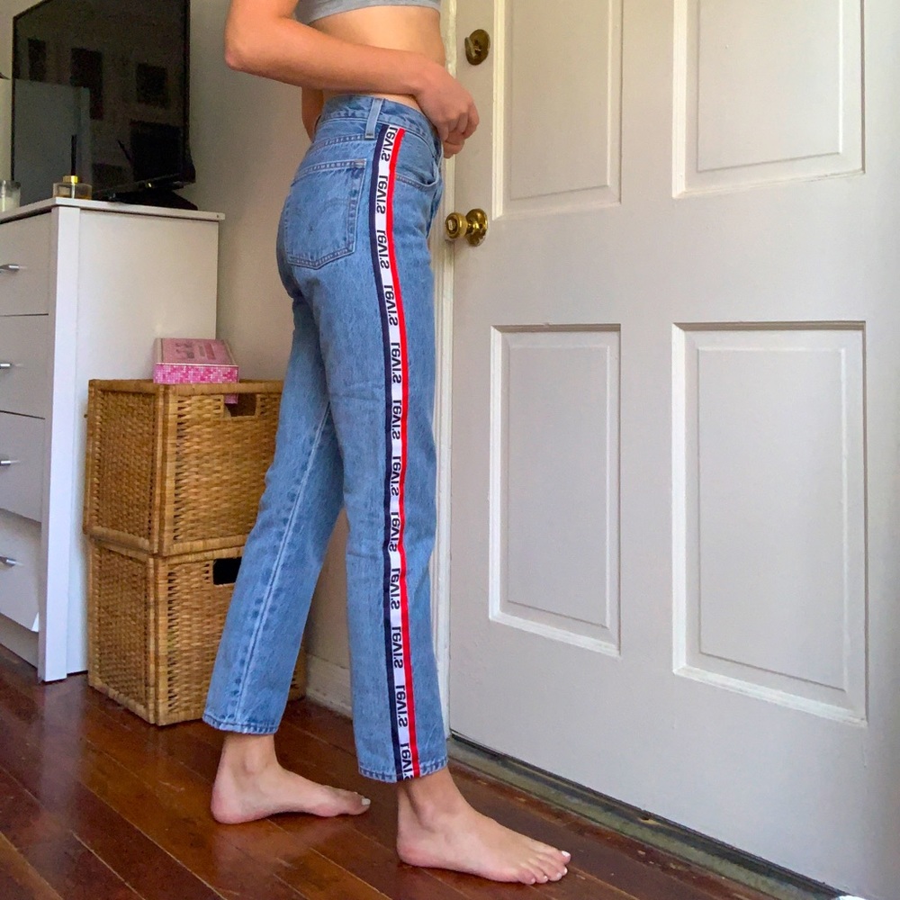 Levi’s straight leg jeans